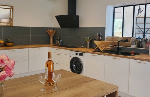 Bastelicaccia House | House with 13 beds and large swimming pool, 10 min from the beach