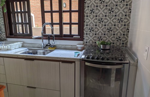 Barequecaba House | Beachside Retreat: 3 Bedrooms, Steps from Guaecá Beach