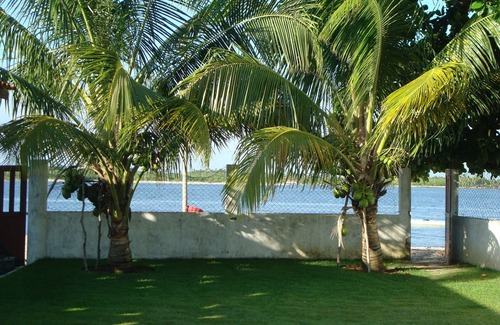 Itubera House | Beachfront House with 3 Rooms and Ocean View Amenities