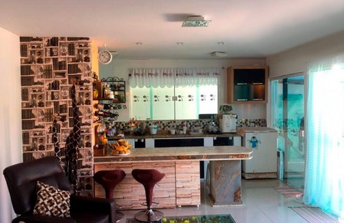 Cabo Frio House | Family-Friendly 4-Bedroom House with Pool in Cape Frio