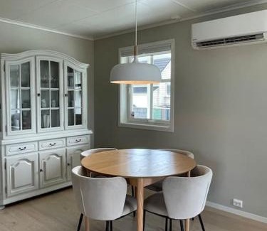 Kvernevick Villa | Spacious 5-Bedroom House Perfect for Family Getaways