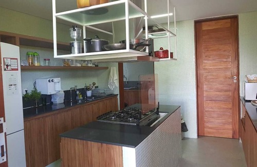 Praia do Forte House | Beachfront House with 6 Suites & Pool in Praia do Forte