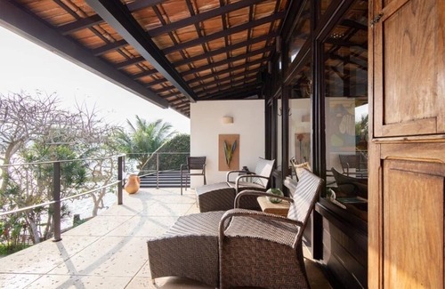 Buzios House | Exquisite 7-Bedroom House with Private Beach in Búzios