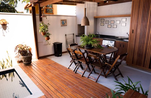 Historic Center House | Comfortable House in Prime Location with Pool & Family Options