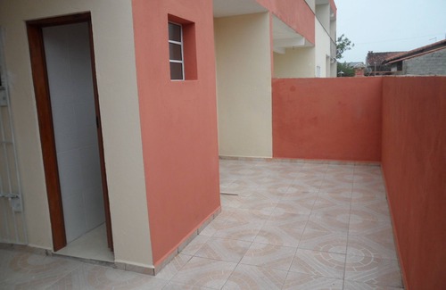 Itanhaem House | Cozy Beach House with Ocean View and BBQ Area