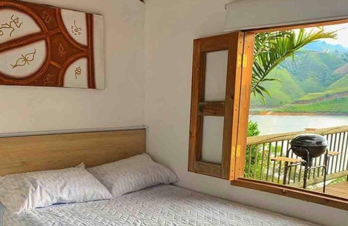 El Penol Resort | House with beautiful views and access to Lake Guatape.