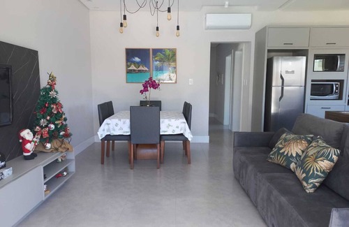 Morrinhos House | Family-Friendly House with Pool in Beautiful Bombinhas