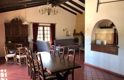 Esparron-de-Verdon House | Character-Filled House with Lake View & Pet-Friendly Amenities