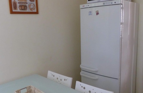 Couronne Urbaine Apartment | Charming House with Character: Guest Rated 10/10 & Family Friendly
