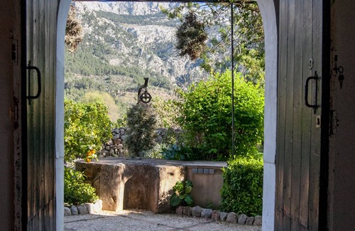 Biniaraix Villa | Enchanting House with Pool Near Mountains and Ocean