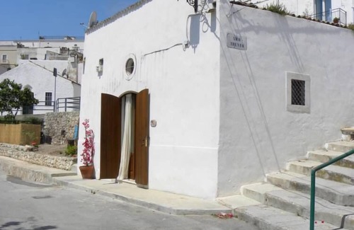 Mattinata House | Charming House with Sea View in a Quaint Gargano Town