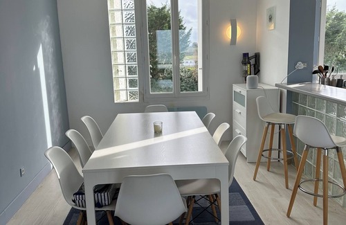 Normandy House | House with feet in the sand