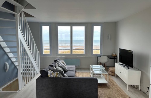Normandy House | House with feet in the sand