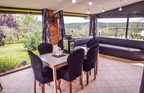 Sinalunga House | Idyllic Retreat with Private Pool & Garden near Siena