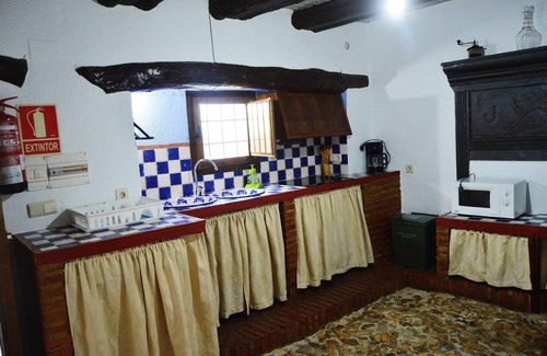 Algarinejo House | Relaxing House with Garden and Private Pool for Families