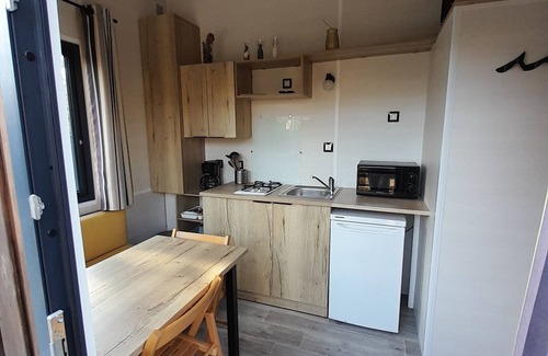 Soulac-sur-Mer House | Cozy 2-Bedroom House with Garden near Soulac Sur Mer