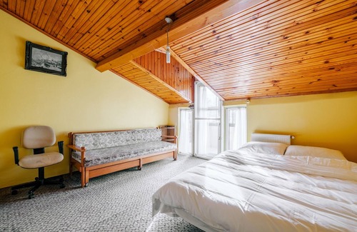 Southern Marmara House | Cozy House with Garden and Balcony in Kartepe
