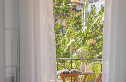 Santa Maria Maior Villa | Relaxing Retreat with Garden & Harbour View - Vila Boa Vista