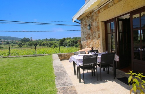 Caminha House | Charming House with Garden Near Moledo Beach and Caminha