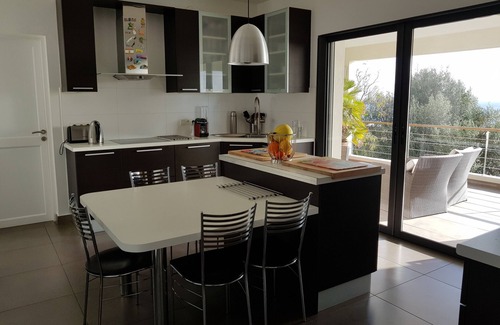 Ajaccio Villa | Idyllic House with Garden and Oceanfront Amenities