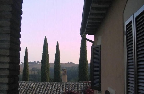 Orvieto Villa | Elegant House with Garden, Vineyard & Private Pool Retreat