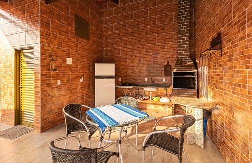 Pirenopolis House | Relaxing House with Heated Pool and Scenic Views in Pirenopolis