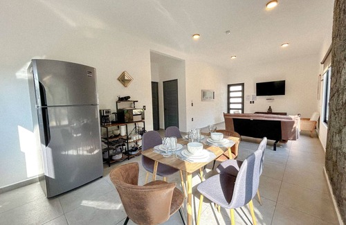 Tepoztlan House | Relaxing House with Heated Pool and Gym in Tepoztlán