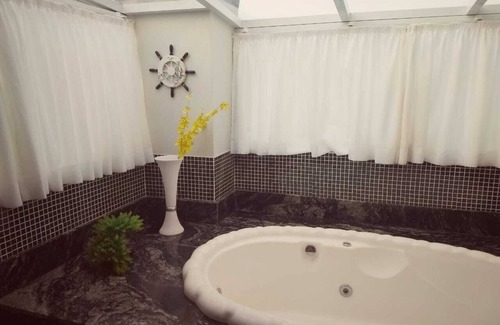 Ingleses Sul House | Beachside House with Hydromassage and Sea Views