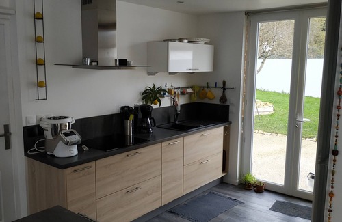 Bourgneuf House | Relaxing House with Jacuzzi and Pet-Friendly Amenities