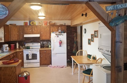 Harrison House | Scenic Lake View House: Boating, Biking & Fishing Await