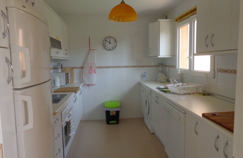 Puerto de la Duquesa House | Family-Friendly House with Garden and Ocean View