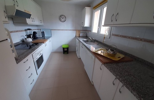 Puerto de la Duquesa House | Family-Friendly House with Garden and Ocean View