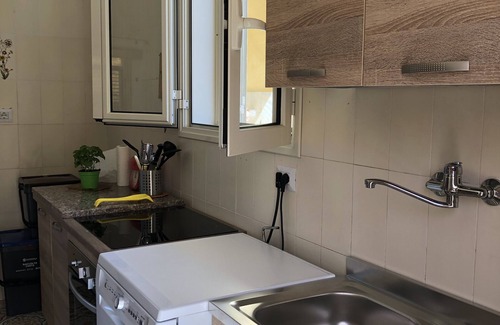 Torre Lapillo House | Cozy House with Large Garden, 2 Min Walk to the Beach!