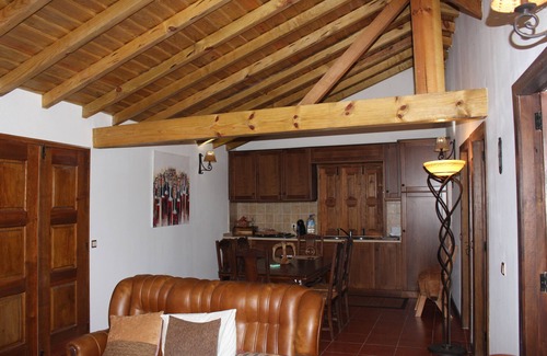Arcos de Valdevez Cottage | Scenic House with Breathtaking Views in Peneda-Geres