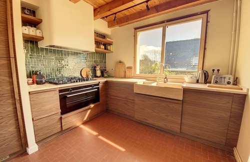Cathervielle House | Breathtaking Mountain View House with Spa and Pool