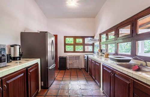 Cuernavaca House | House with new heated swimming pool & staff (2)