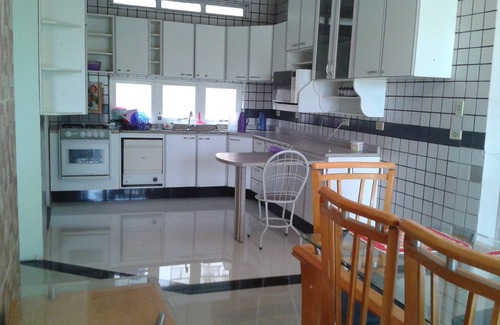 Mairipora House | Scenic House with Panoramic Views in Downtown Mairiporã