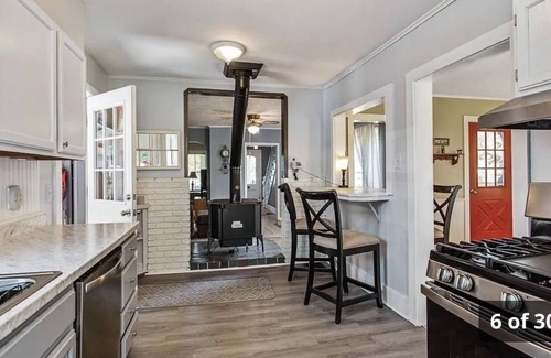 Skaneateles House | House with park in back yard