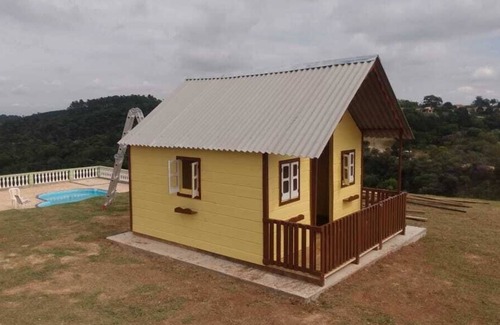 Mairinque House | House with pool field pool table
