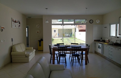 Ponta das Canas House | Ideal House with Pool, Steps from the Beach - 10/10 Rated