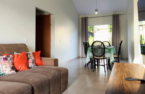 Zimbros House | Family-Friendly House with Pool in Beautiful Bombinhas