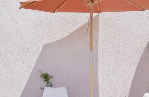 Lunel House | Family-Friendly Retreat with Pool in Lunel, South France