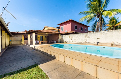 Sao Vicente de Paula House | Beautiful House with Pool Steps from Vilatur Beach