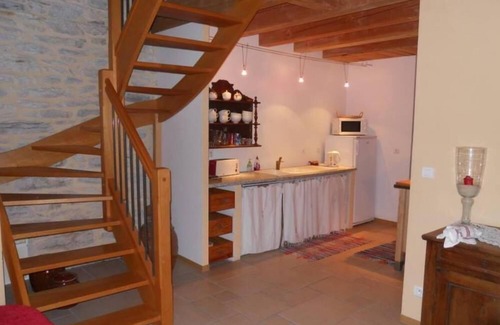 Arcambal House | Cozy House with Private Heated Pool Near Cahors & St. Cirq