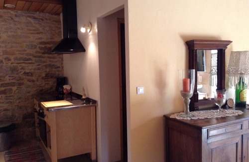 Arcambal House | Cozy House with Private Heated Pool Near Cahors & St. Cirq