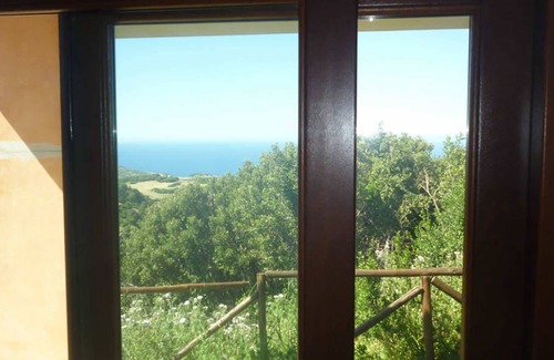 Castelsardo House | Sea View Retreat with Private Pool & Tennis Court