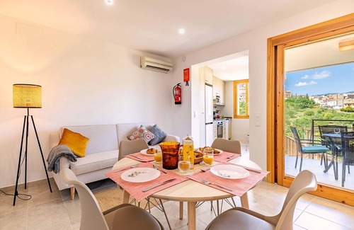 Campanet Villa | Relaxing Retreat with Private Pool and Scenic Views