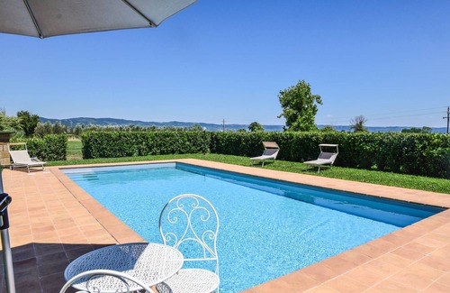 Gradoli House | Private Pool Retreat with Ocean Views – Rated 10/10