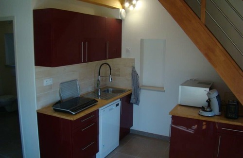 Le Thor House | Inviting House with Terrace near Avignon Festival & Attractions