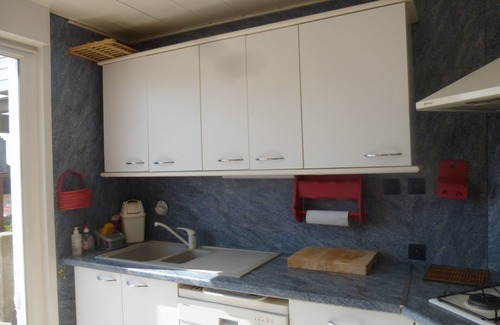 Equihen-Plage House | Sea View Retreat with Terrace and Garden, Pets Welcome